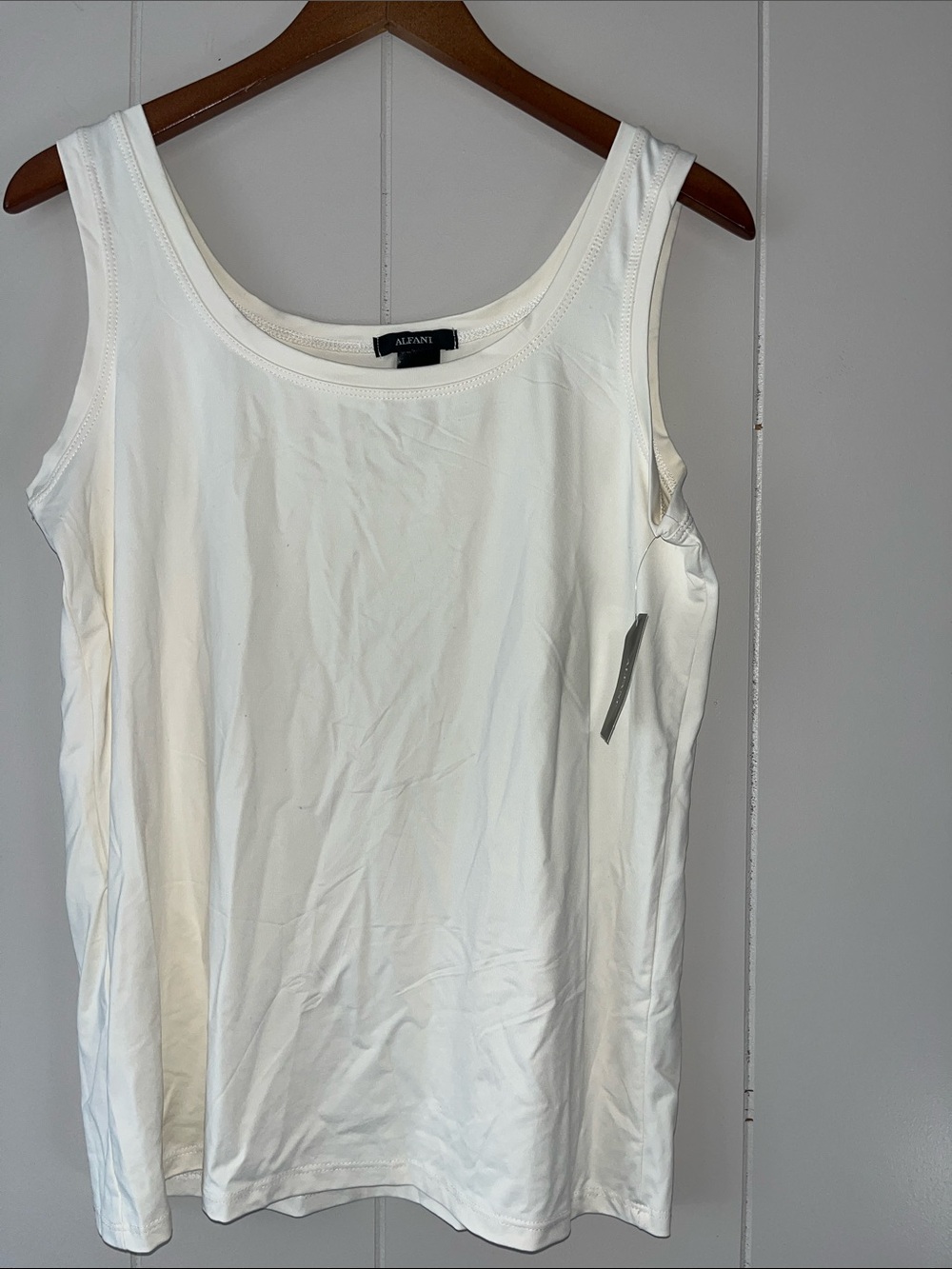 Alfani White Scoop Neck Tank